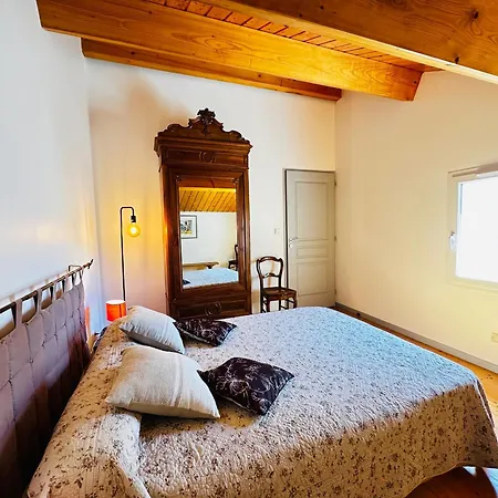Maison De A Fouras, 4 Pers, Proche Et Centre - Fr-1-709-95 * Fouras
