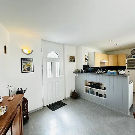 Maison De A Fouras, 4 Pers, Proche Et Centre - Fr-1-709-95 Holiday home *